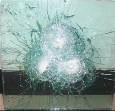 Kaca Laminasi Antipeluru